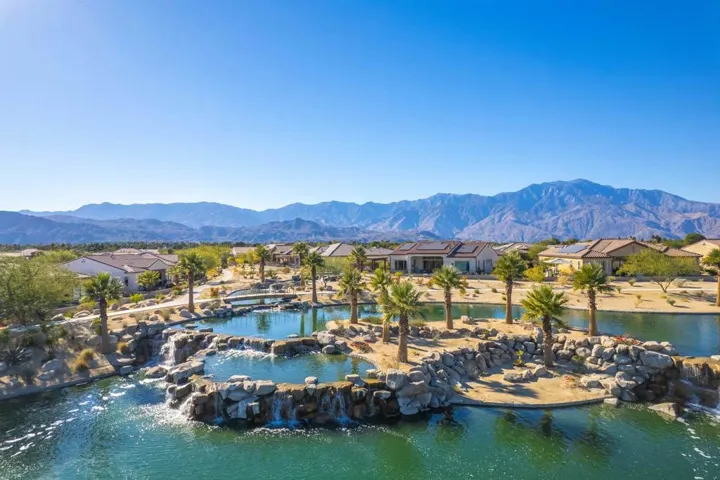 31 Chablis, Rancho Mirage, California 92270