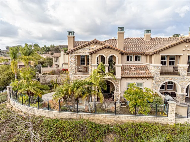 17872 Via Roma, Yorba Linda, California 92886
