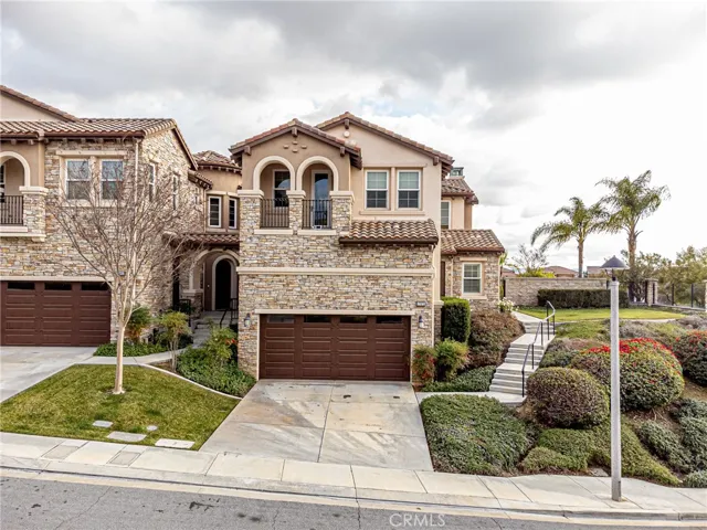 17872 Via Roma, Yorba Linda, California 92886