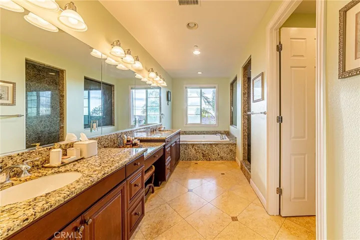 17872 Via Roma, Yorba Linda, California 92886