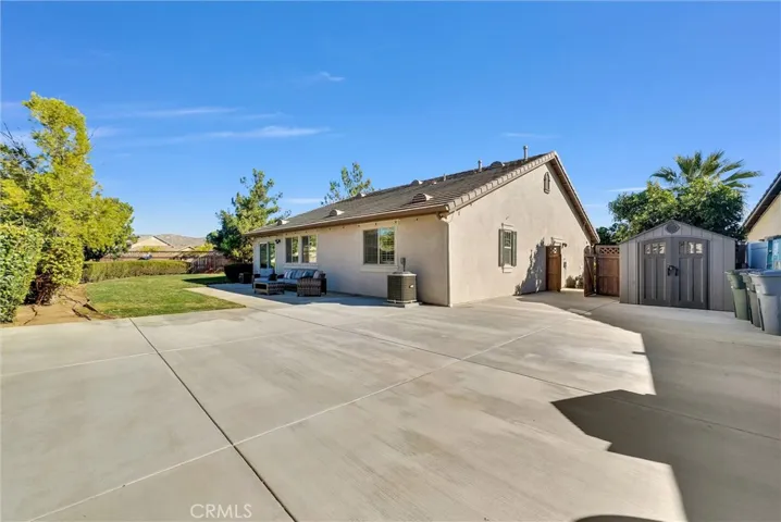 674 Nihal Court, Perris, California 92571