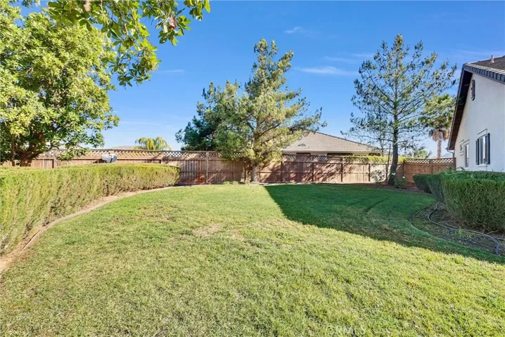 674 Nihal Court, Perris, California 92571