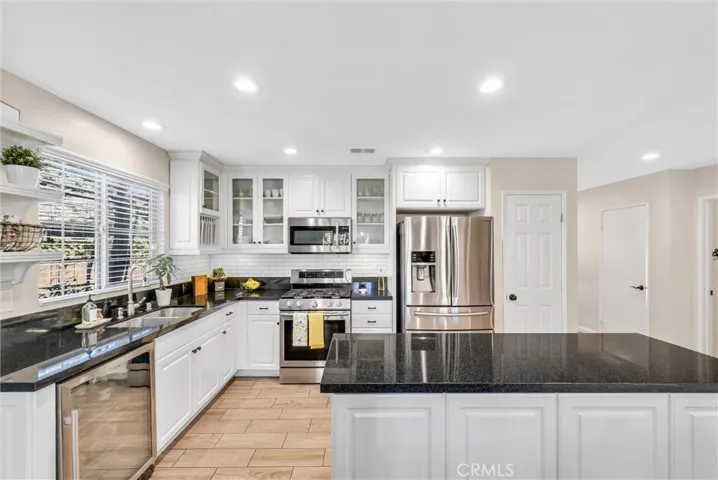 674 Nihal Court, Perris, California 92571
