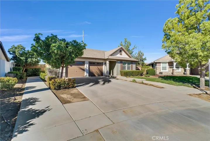 674 Nihal Court, Perris, California 92571
