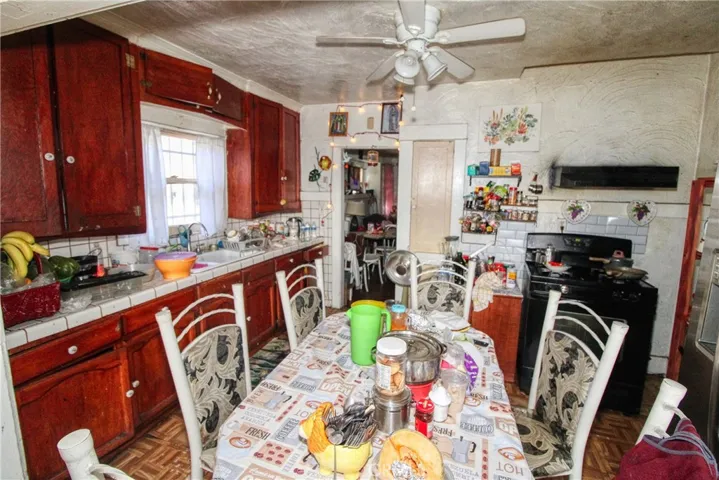 406 E Laurel Street, Compton, California 90221