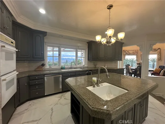 4100 Cassia Lane, Yorba Linda, California 92886