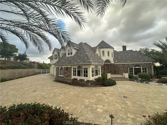 4100 Cassia Lane, Yorba Linda, California 92886
