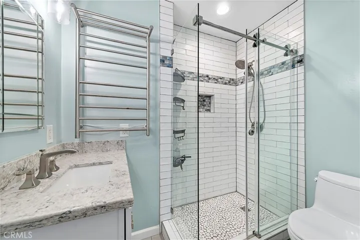 592 Park Avenue, Laguna Beach, California 92651