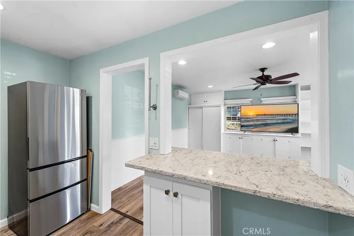 592 Park Avenue, Laguna Beach, California 92651