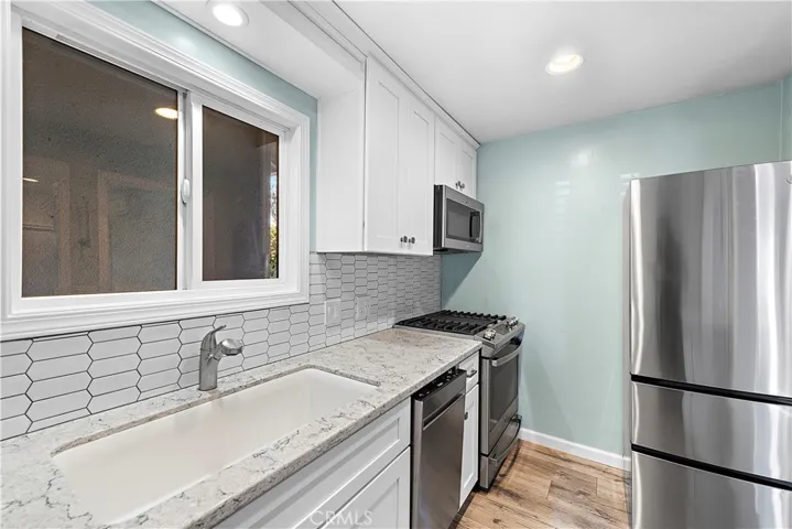 592 Park Avenue, Laguna Beach, California 92651