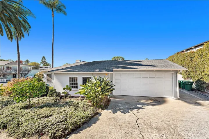 592 Park Avenue, Laguna Beach, California 92651
