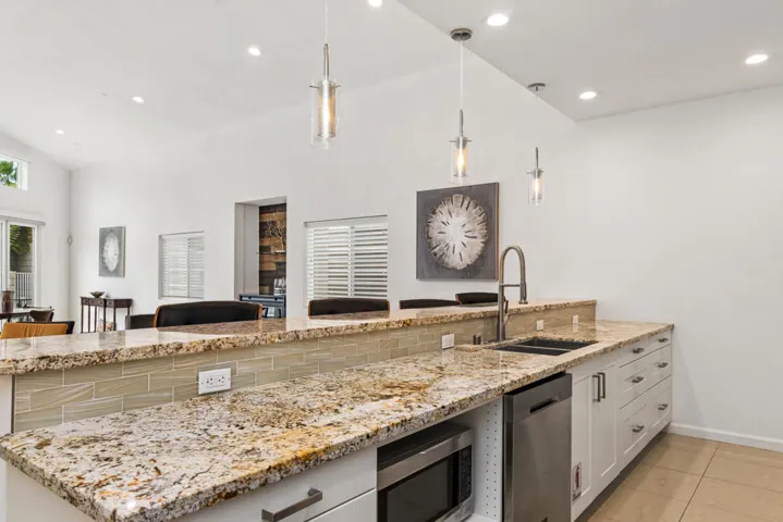 Open kitchen