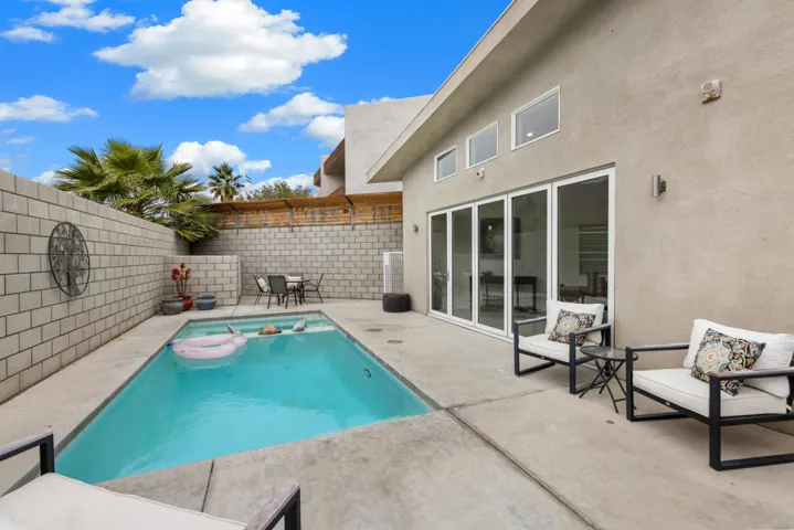 Enclosed private pool