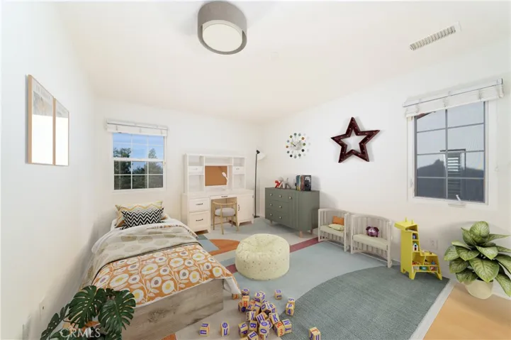 2nd Bedroom: Virtually Staged