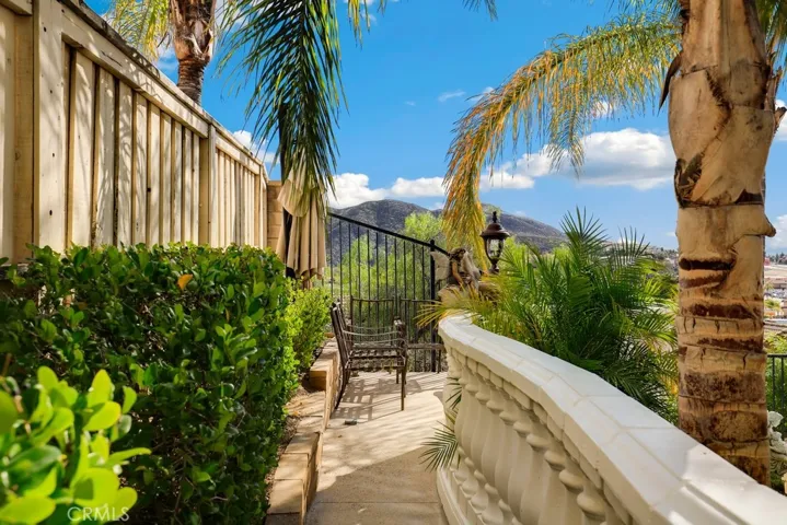 31609 Ridgecrest Drive, Lake Elsinore, California 92532