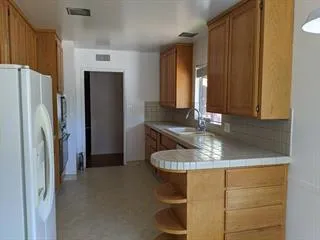 910 Parma Way, Los Altos, California 94024