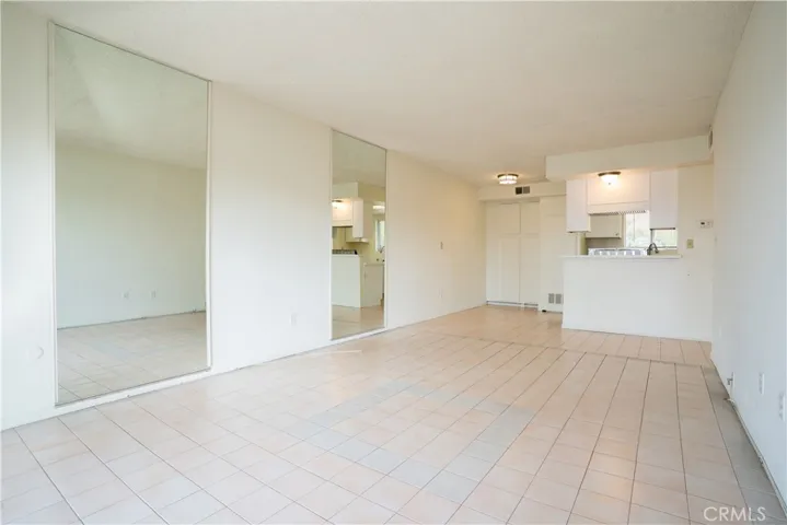 1517 E Garfield Avenue 110, Glendale, California 91205