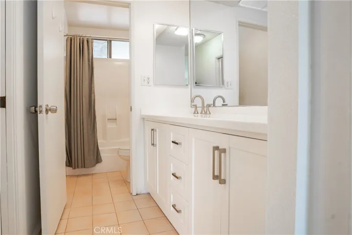 1517 E Garfield Avenue 110, Glendale, California 91205