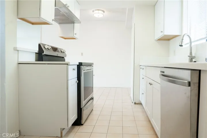 1517 E Garfield Avenue 110, Glendale, California 91205