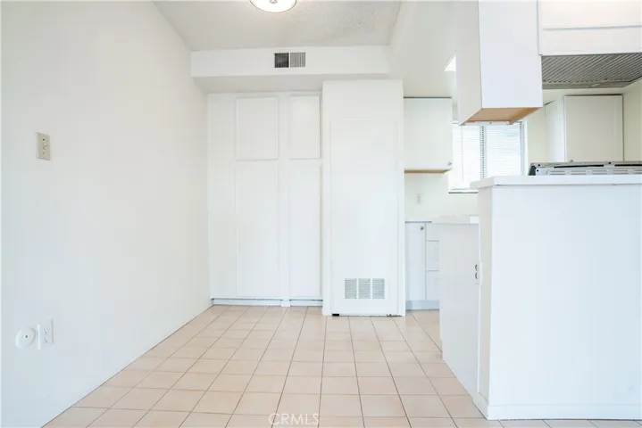 1517 E Garfield Avenue 110, Glendale, California 91205