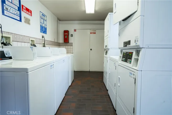 1517 E Garfield Avenue 110, Glendale, California 91205