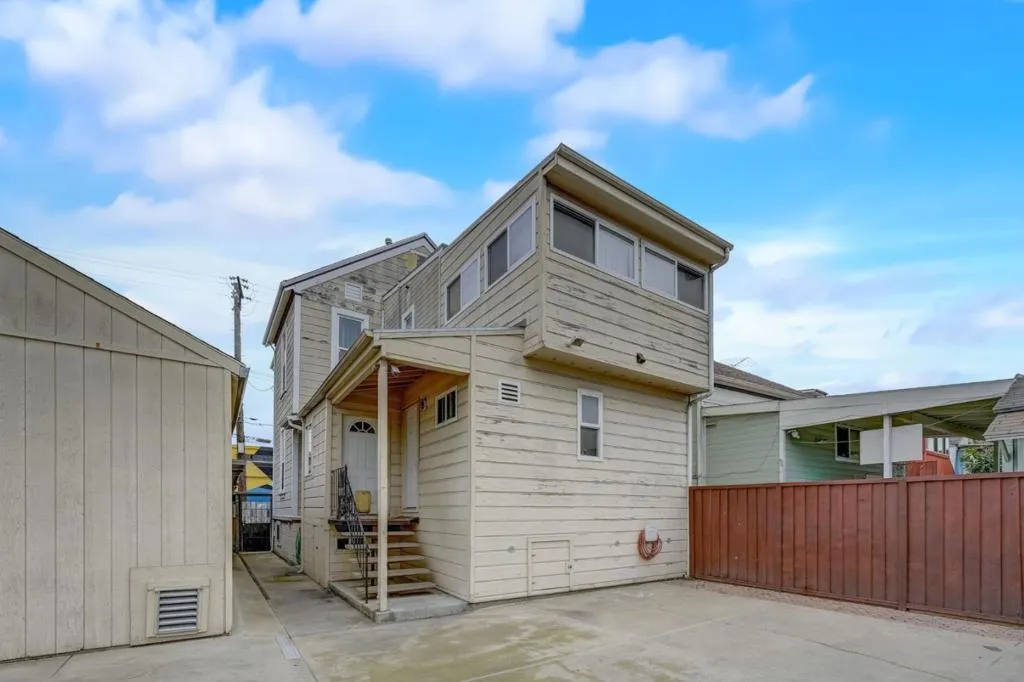 2731 E 11th Street, Oakland, California 94601 home-pic-30