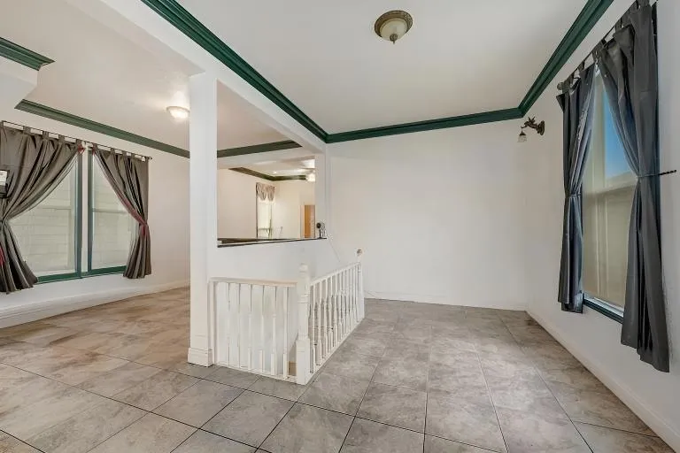 2731 E 11th Street, Oakland, California 94601 home-pic-7