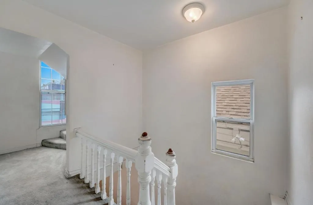 2731 E 11th Street, Oakland, California 94601 home-pic-22