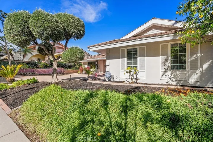 5245 E Gatewood Lane, Anaheim Hills, California 92807
