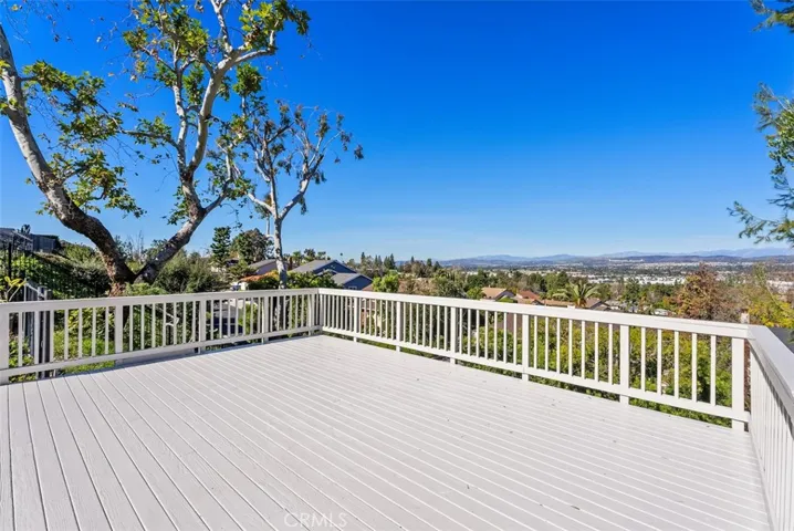 5245 E Gatewood Lane, Anaheim Hills, California 92807
