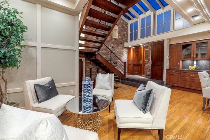 5661 E Corso Di Napoli, Long Beach, California 90803