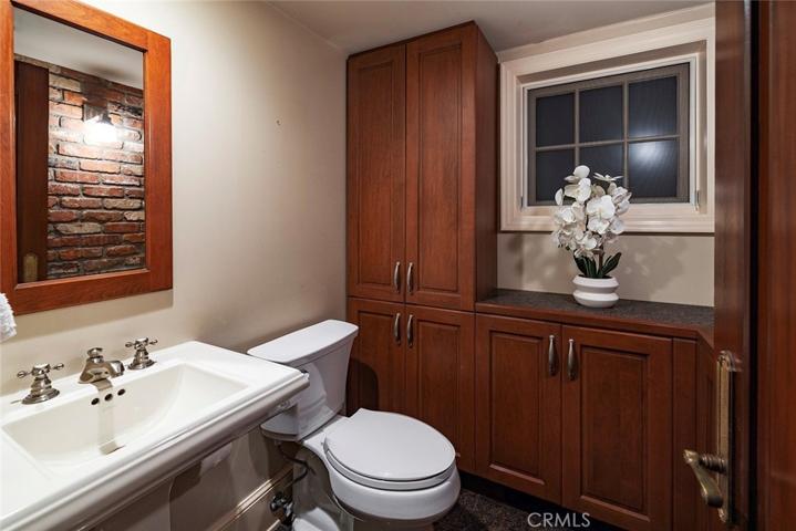 5661 E Corso Di Napoli, Long Beach, California 90803