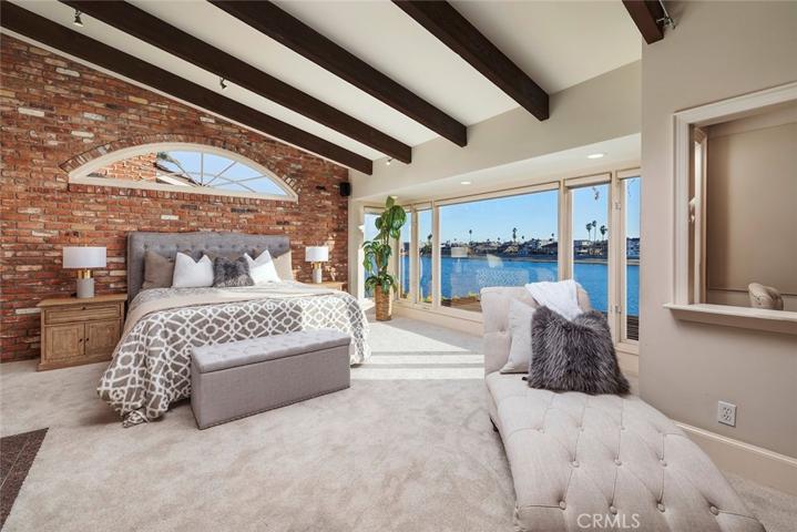 5661 E Corso Di Napoli, Long Beach, California 90803