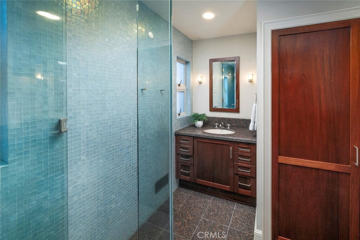 5661 E Corso Di Napoli, Long Beach, California 90803