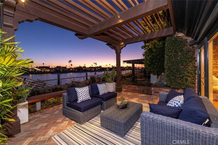 5661 E Corso Di Napoli, Long Beach, California 90803
