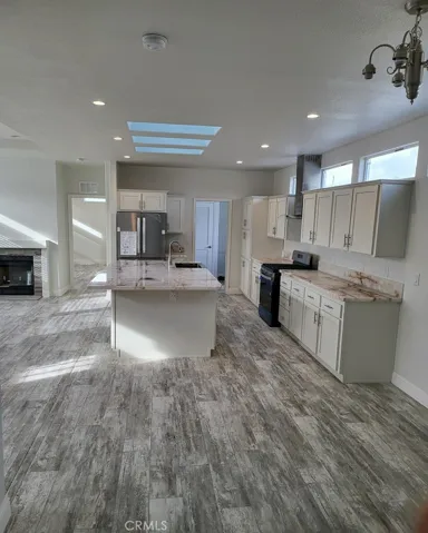 20 Dover Drive, Northridge, California 91324