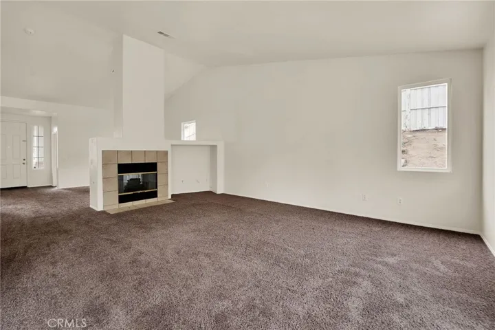 21068 Creekside Drive, Lake Elsinore, California 92532