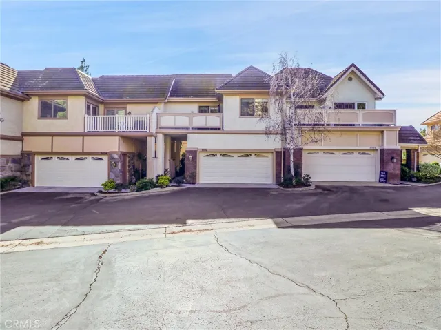 32130 Canyon Crest Court, Westlake Village, California 91361