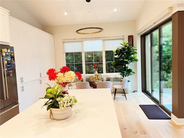 126 Lomita, Irvine, California 92618