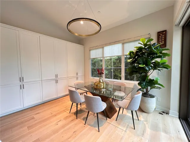 126 Lomita, Irvine, California 92618