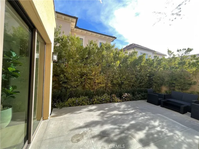 126 Lomita, Irvine, California 92618