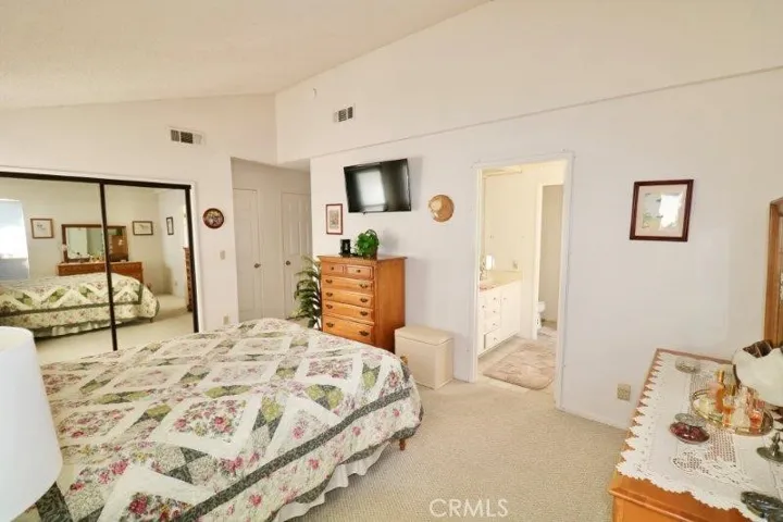 2621 Park Lake 197, Santa Ana, California 92705