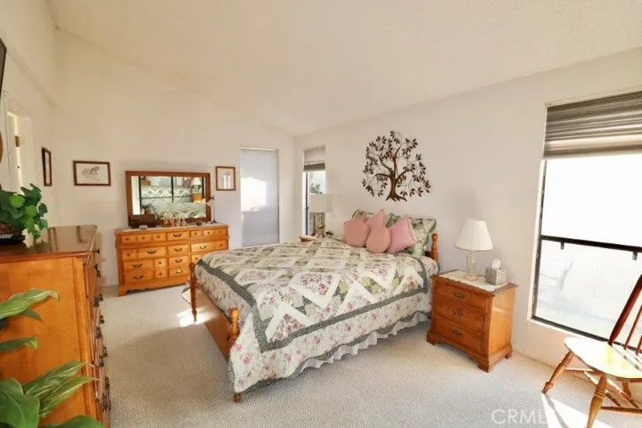 2621 Park Lake 197, Santa Ana, California 92705