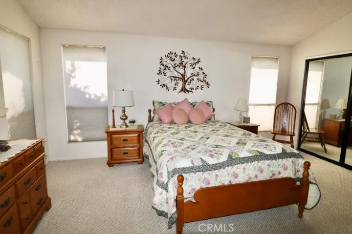 2621 Park Lake 197, Santa Ana, California 92705