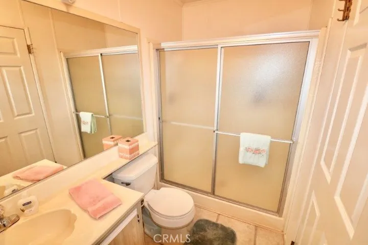 2621 Park Lake 197, Santa Ana, California 92705
