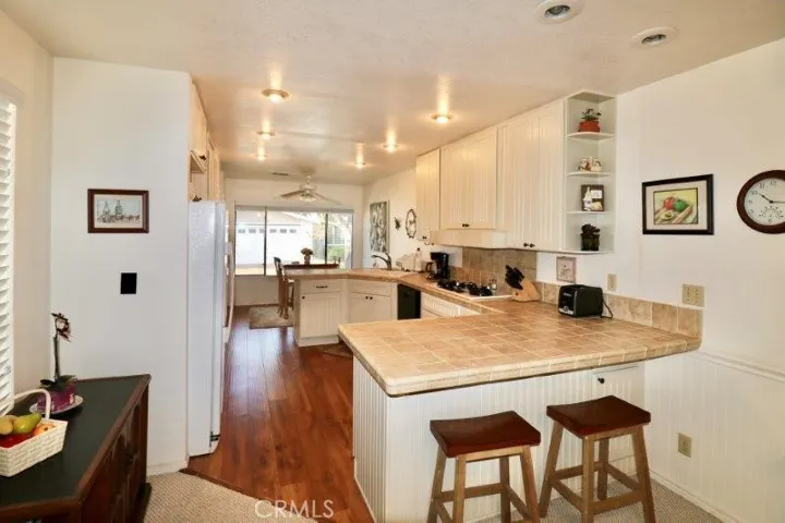 2621 Park Lake 197, Santa Ana, California 92705