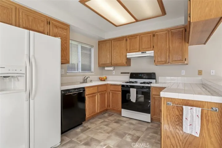 19971 Caraway Lane, Riverside, California 92508