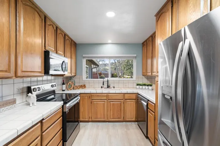 15590 La Alameda Drive, Morgan Hill, California 95037