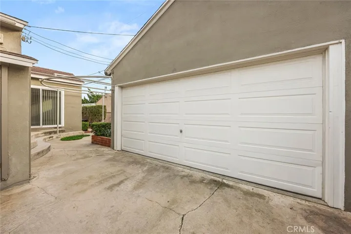 2724 Freckles Road, Lakewood, California 90712