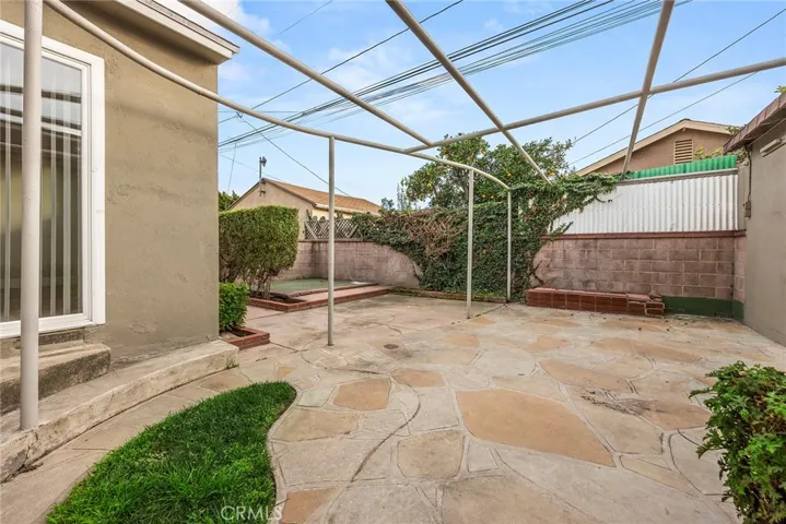 2724 Freckles Road, Lakewood, California 90712